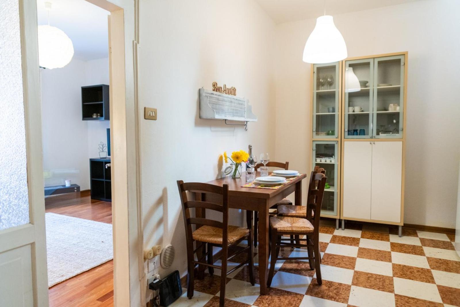 Apartamento Domus - Accogliente Residenza Rocchetto A 25mt Da Piazza Erbe *